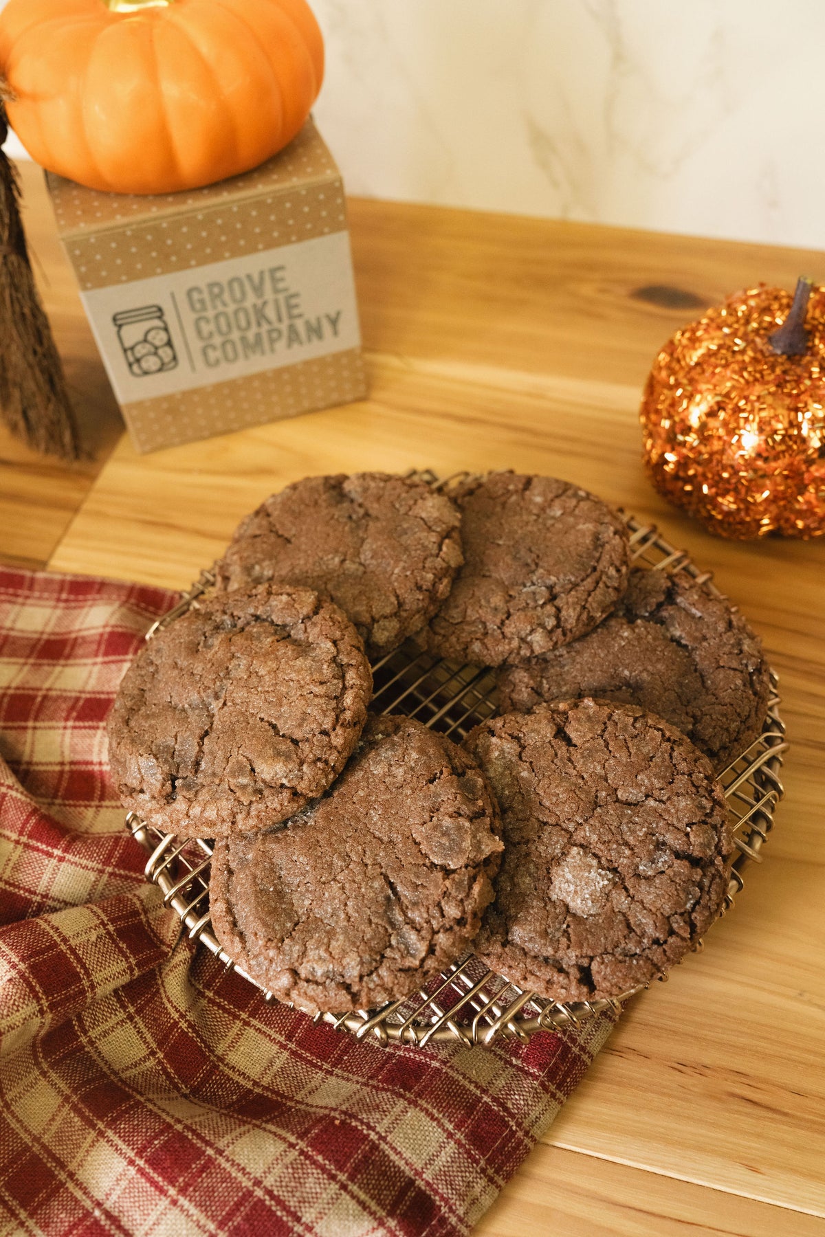 CHOCOLATE SNICKERDOODLE - LIMITED TIME FLAVOR